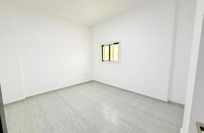 Apartment - 1 - 1 for rent in Fire Station Road - Muwaileh - Sharjah Apartment - 1 - 1 for rent in Fire Station Road - Muwaileh - Sharjah