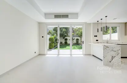 Villa - 2 Bedrooms - 3 Bathrooms for sale in Springs 9 - The Springs - Dubai