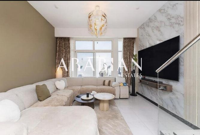 110073011 - Property Image 3