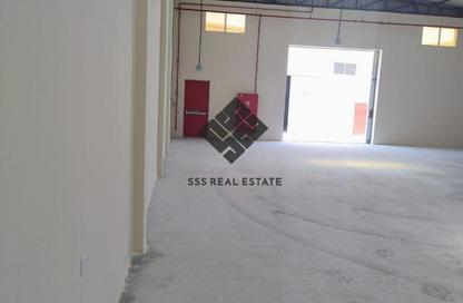 Warehouse - Studio - 1 Bathroom for rent in Umm Al Thuoob - Umm Al Quwain