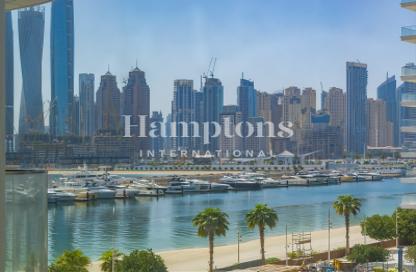 Apartment - 1 Bedroom - 1 Bathroom for sale in Palace Beach Residence Tower 1 - Palace Beach Residence - Emaar Beachfront - Dubai Harbour - Dubai