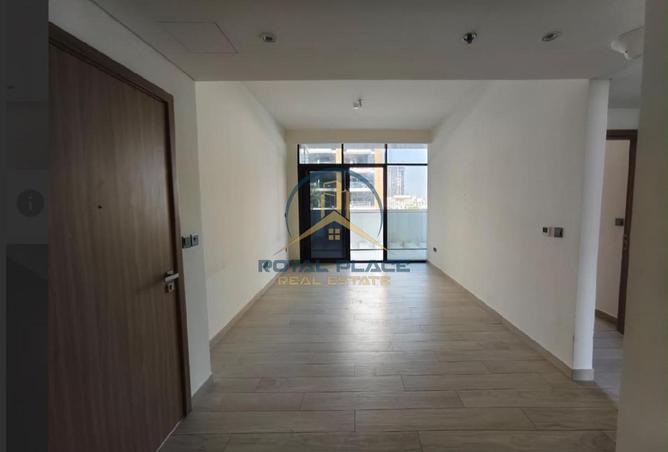 132001307 - Property Image 3