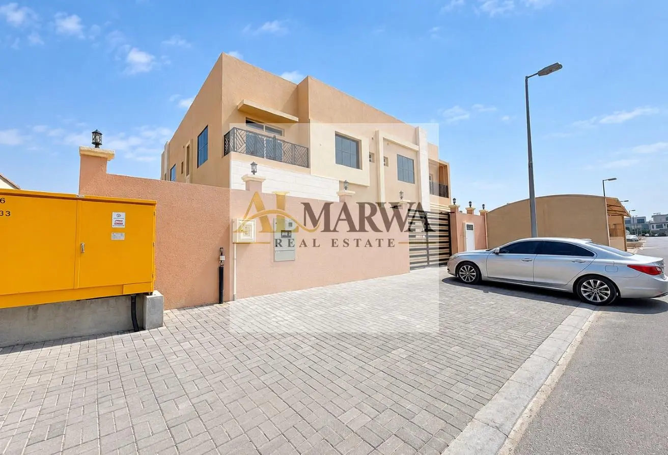 155527713 - Property Main Image