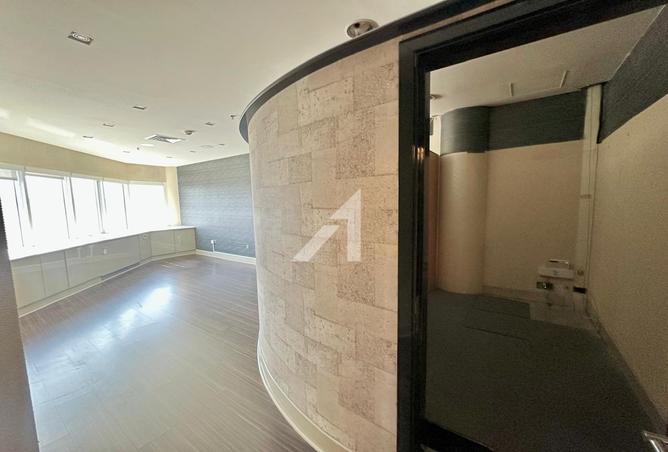 83221891 - Property Image 3