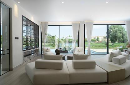 Villa - 5 Bedrooms - 6 Bathrooms for rent in Jumeirah Islands - Dubai