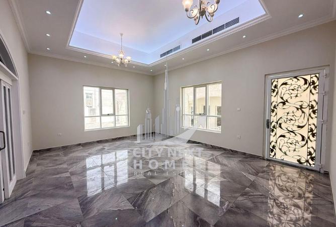 83240310 - Property Image 3