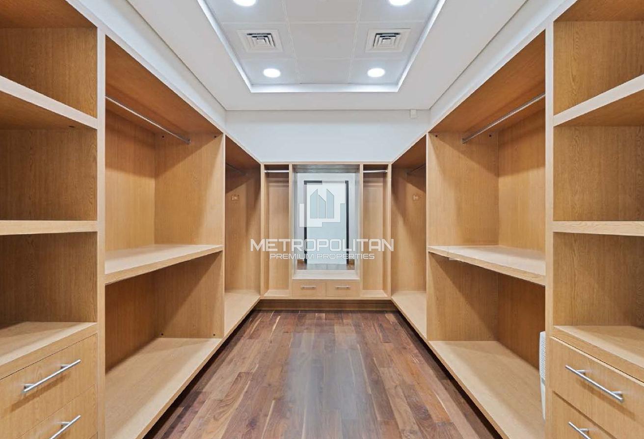 Exclusive Penthouse| Signature Residence| Sea View photo 8