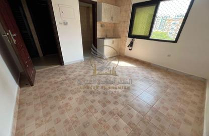 Apartment - Studio - 1 for rent in Al Majara Residences - Al Mujarrah - Al Sharq - Sharjah Apartment - Studio - 1 for rent in Al Majara Residences - Al Mujarrah - Al Sharq - Sharjah