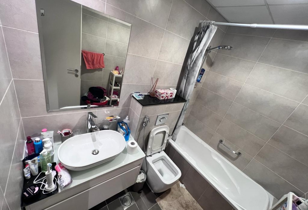 1 bedroom apartment in Carson B, Damac Hills: 8