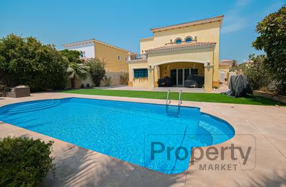 Villa - 4 Bedrooms - 4 Bathrooms for rent in District 3 - Jumeirah Park - Dubai