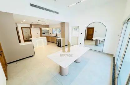 Villa - 5 Bedrooms - 5 Bathrooms for rent in Jumeirah 3 Villas - Jumeirah 3 - Jumeirah - Dubai