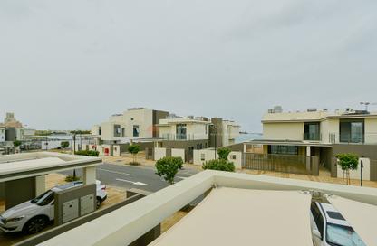 Townhouse - 2 Bedrooms - 3 Bathrooms for rent in Falcon Island North - Falcon Island - Al Hamra Village - Ras Al Khaimah