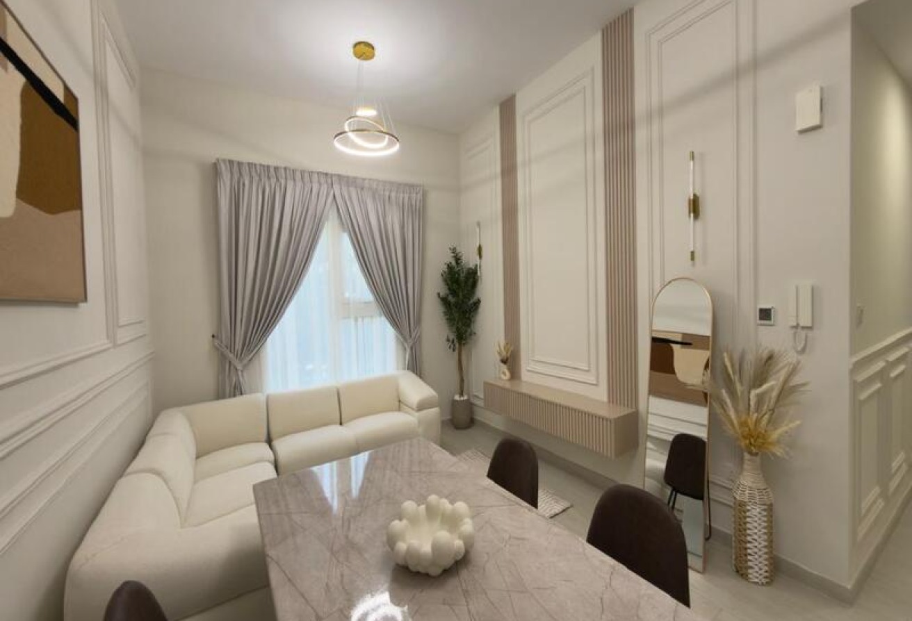 HOT DEAL | UPGRADED | VACANT | FURNISHED | READY gallery image