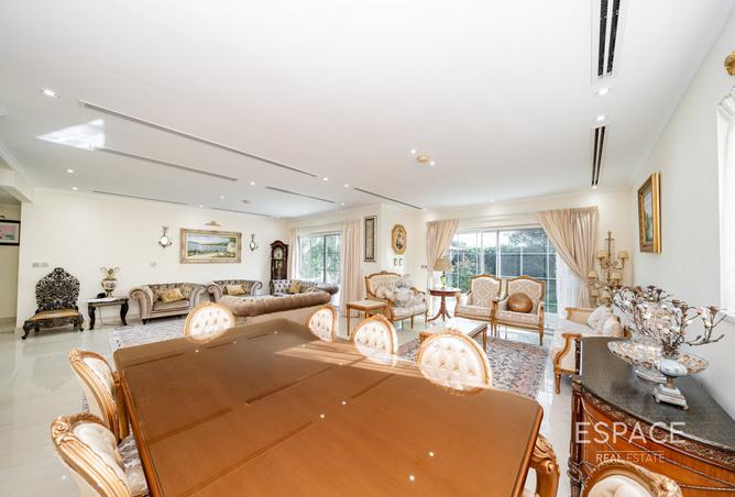 121544652 - Property Image 2