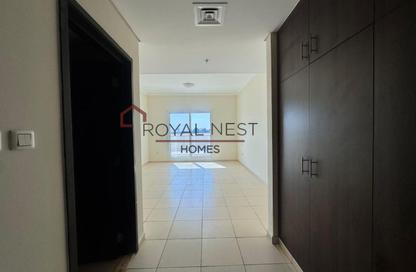 Apartment - 2 Bedrooms - 2 Bathrooms for sale in Mazaya 2 - Queue Point - Liwan - Dubai Land - Dubai