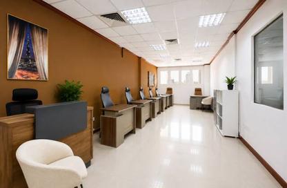 Business Centre - Studio - 4 Bathrooms for rent in Al Kazim Building - Karama Park Area - Al Karama - Dubai Business Centre - Studio - 4 Bathrooms for rent in Al Kazim Building - Karama Park Area - Al Karama - Dubai