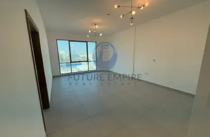 Apartment - 3 Bedrooms - 4 Bathrooms for rent in Al Nasr Square - Oud Metha - Bur Dubai - Dubai