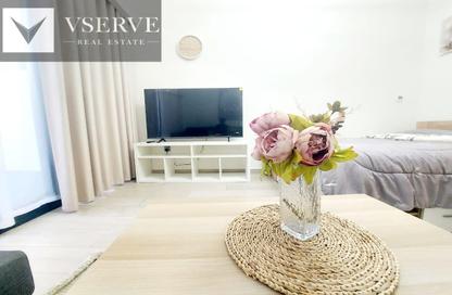 Apartment - Studio - 1 for rent in Azizi Riviera 34 - Azizi Riviera - Meydan One - Meydan - Dubai