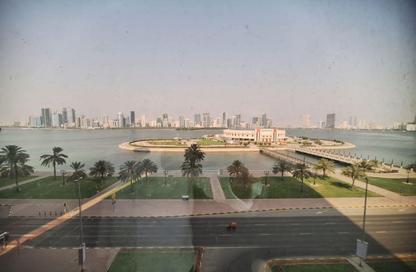 Apartment - 4 Bedrooms - 5 Bathrooms for rent in Blue Tower - Al Majaz 3 - Al Majaz - Sharjah