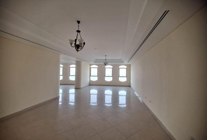 107317610 - Property Image 2