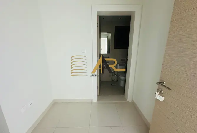 160989415 - Property Image 3