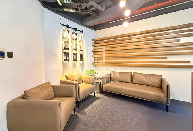 83227836 - Property Image 2