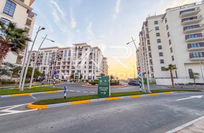 Apartment - 1 - 2 for rent in Views B - Yas Golf Collection - Yas Island - Abu Dhabi