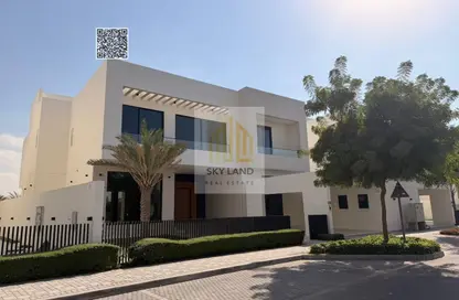 Villa - 5 Bedrooms - 7 Bathrooms for sale in Golf Community - Al Zorah - Ajman