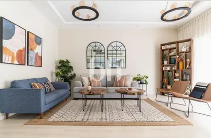 Villa - 3 Bedrooms - 2 Bathrooms for sale in Zulal 1 - Zulal - The Lakes - Dubai