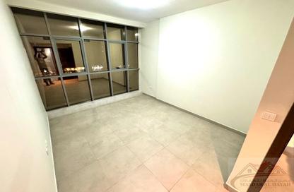 Apartment - 1 Bedroom - 2 Bathrooms for rent in Muwaileh 29 Building - Muwaileh - Sharjah