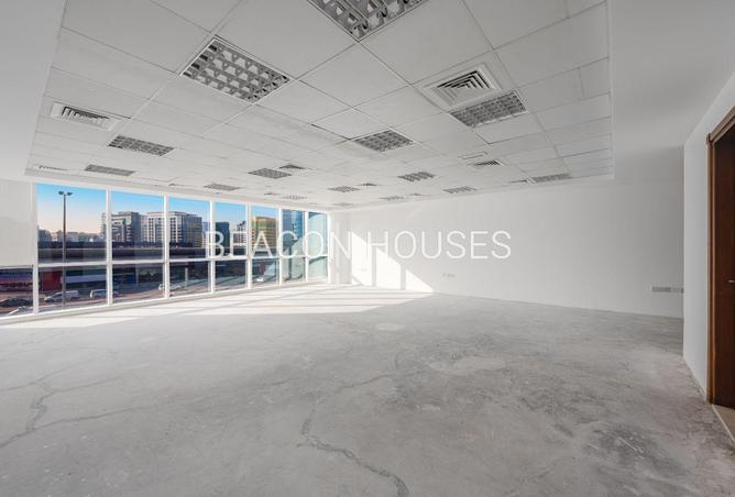 84064731 - Property Main Image