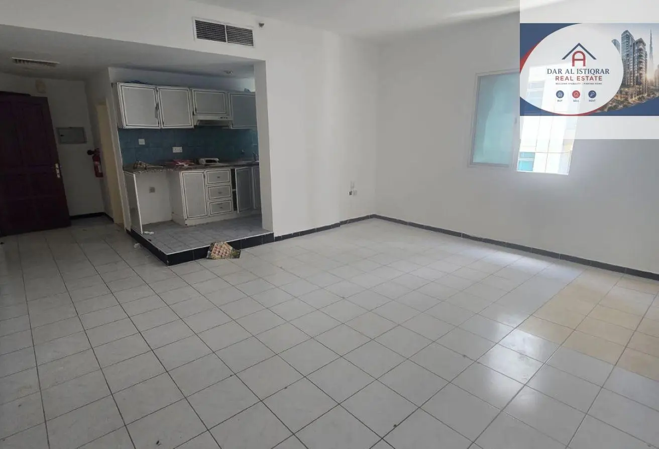 127919104 - Property Main Image