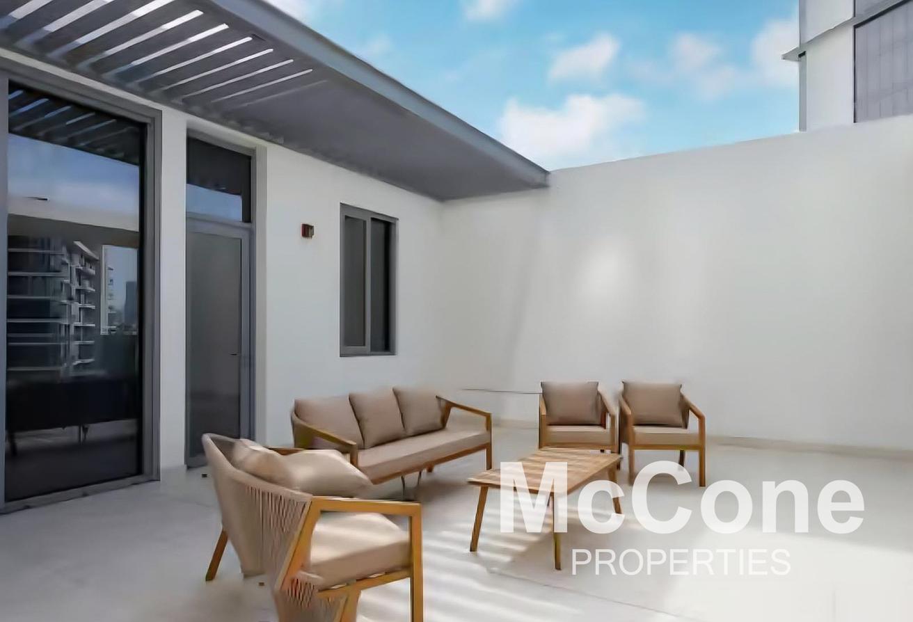 Rare Unit | Bright | Fully Furnished photo 17