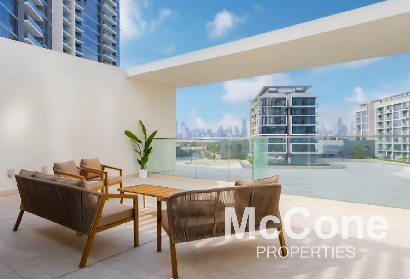 Rare Unit | Bright | Fully Furnished photo 18