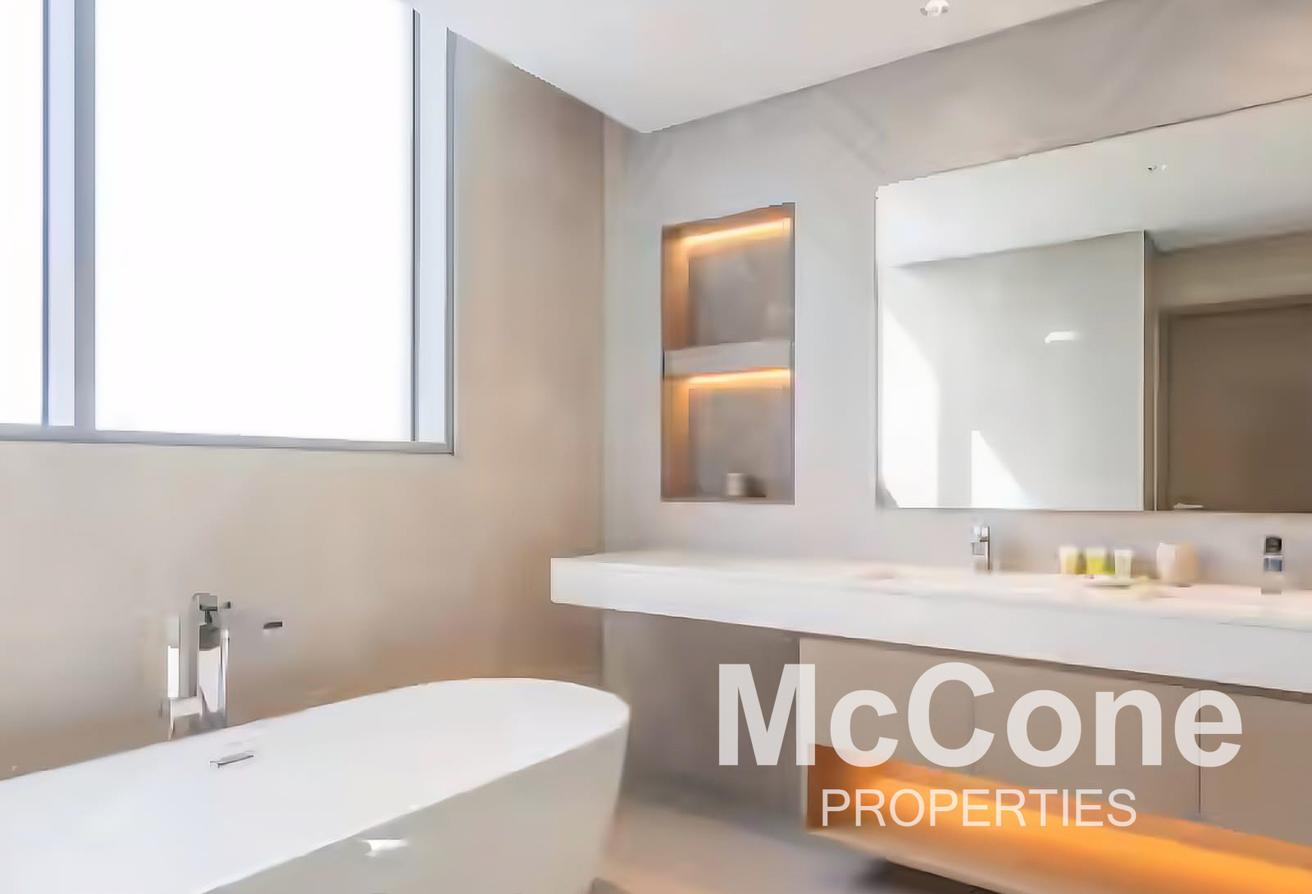 Rare Unit | Bright | Fully Furnished photo 15