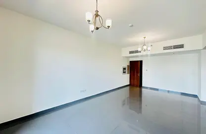 شقة - 3 غرف نوم - 4 حمامات للايجار في إميرالد الورقاء - الورقاء 1 - الورقاء - دبي