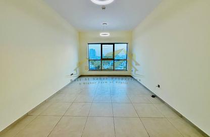 Apartment - 2 Bedrooms - 3 Bathrooms for rent in Jumeirah Garden City - Al Satwa - Dubai