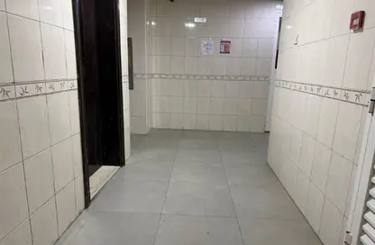 عمارة بالكامل - استوديو - 8 حمامات للايجار في الغوير - الغرب - الشارقة