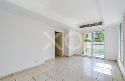 Villa - 2 - 3 for rent in Springs 15 - The Springs - Dubai Villa - 2 - 3 for rent in Springs 15 - The Springs - Dubai