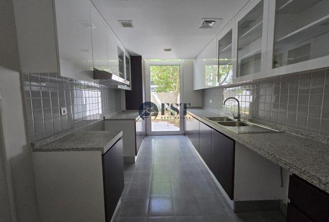 141462196 - Property Image 3