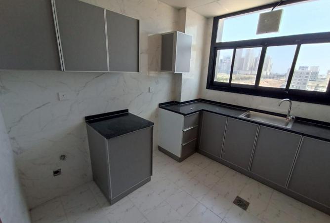 74624815 - Property Image 3