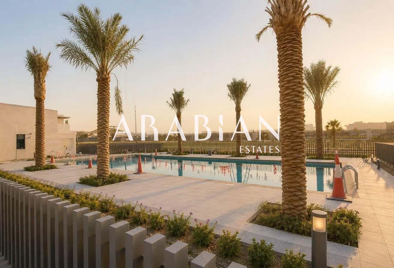 EXCLUSIVE | Close to Pool | Brand New | End Unit photo 16
