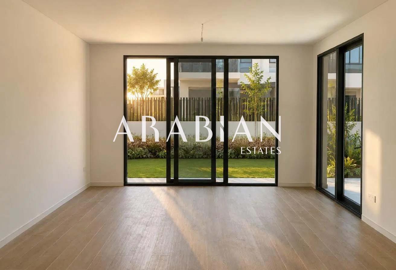 EXCLUSIVE | Close to Pool | Brand New | End Unit photo 9