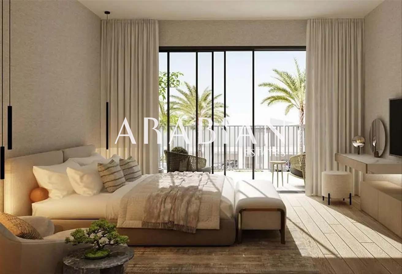 EXCLUSIVE | Close to Pool | Brand New | End Unit photo 4