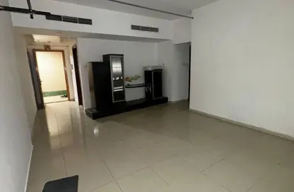 شقة - غرفة نوم - 2 حمامات للايجار في شارع التعاون الجديد - التعاون - الشارقة