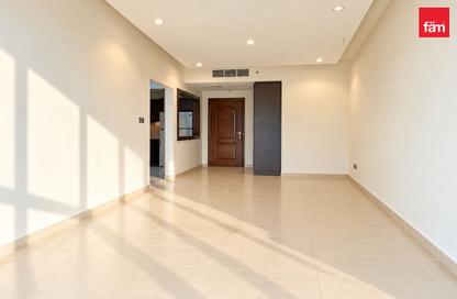 Apartment - 1 - 2 for rent in Marina First Tower - Dubai Marina - Dubai