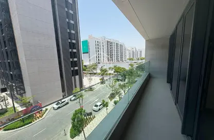 شقة - غرفة نوم - 2 حمامات للبيع في سكون - حي نسيج - الجادة - الشارقة