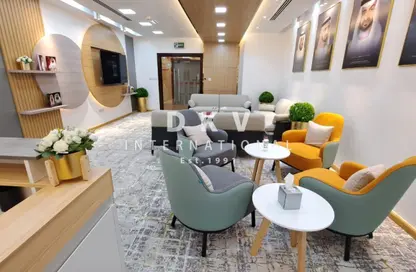 مكتب - استوديو - 1 حمام للايجار في قرية الأعمال - بورسعيد - ديرة - دبي