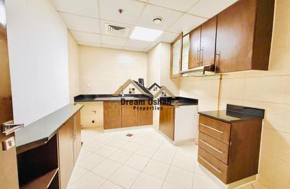 Apartment - 1 Bedroom - 2 Bathrooms for rent in Al Warsan City Building - International City Phase 2 - Al Warsan 4 - Al Warsan - Dubai Apartment - 1 Bedroom - 2 Bathrooms for rent in Al Warsan City Building - International City Phase 2 - Al Warsan 4 - Al Warsan - Dubai