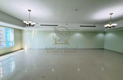 Apartment - 4 - 4 for rent in Al Khan Corniche - Al Khan - Sharjah